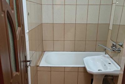 Garsonieră semidecomandată în Central - 1
