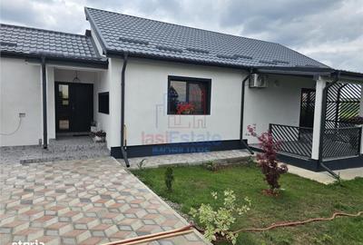Casă cu 4 camere decomandat în Bârnova