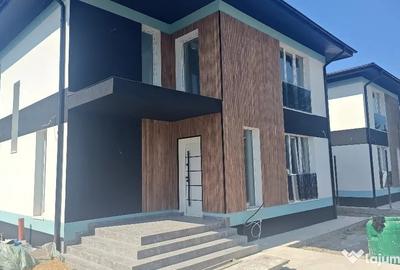 Casă cu 5 camere cu Teren 410 Mp în Pasărea