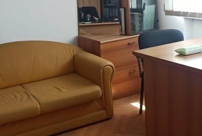 Apartament cu 4 camere în Ultracentral