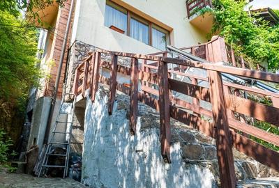 Casă individuală cu 10 camere cu Teren 1348 Mp în Sânbotin - 60