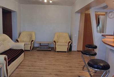 Apartament cu 2 camere decomandat, mobilat în Titan