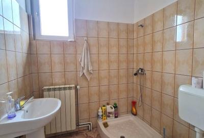 Casă individuală cu 4 camere cu Canalizare în Industriilor - 9