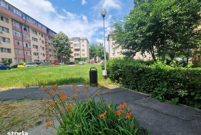 Teren de 892 mp, în Central - 11