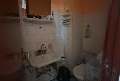 Apartament cu 3 camere decomandat în Central - 2