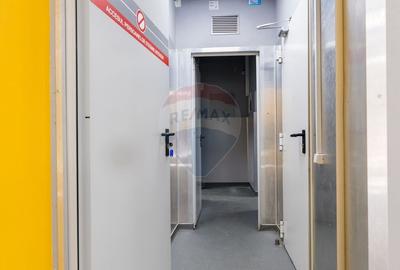 Spațiu comercial, de 231 mp, în Bartolomeu