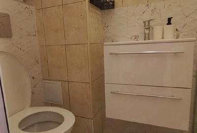 Garsonieră decomandată în Central - 1