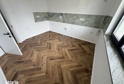 Casă cu 4 camere cu Canalizare în Tunari