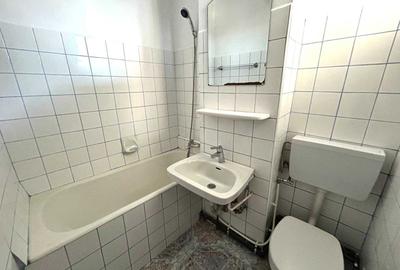 Apartament cu 3 camere semidecomandat în Cetate - 7