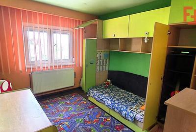 Apartament cu 3 camere decomandat, mobilat în Aradul Nou - 16