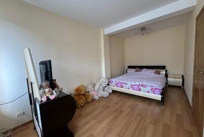 Apartament cu 3 camere semidecomandat, mobilat în Sud - 14