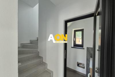 Casă individuală cu 6 camere cu Canalizare în Central - 24