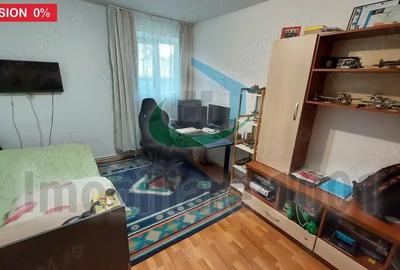 Apartament cu 3 camere decomandat în Central - 1