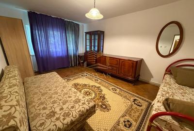 Apartament cu 3 camere decomandat, mobilat în Semicentral