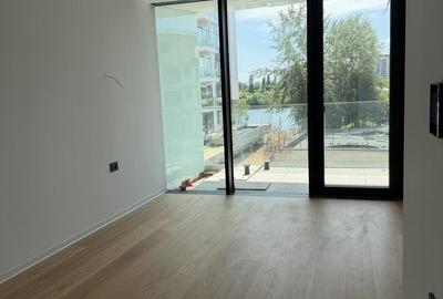 Apartament cu 4 camere decomandat în Lacul Tei