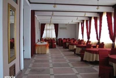 Casă cu 4 camere în Uiești - 3