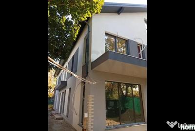 Casă cu 4 camere cu Teren 348 Mp în Bucureștii Noi
