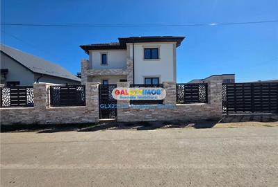 Casă cu 4 camere cu Teren 500 Mp în Domnești