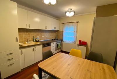 Apartament cu 3 camere decomandat în Zorilor - 9