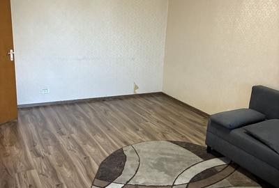 Apartament cu 2 camere decomandat în Titan