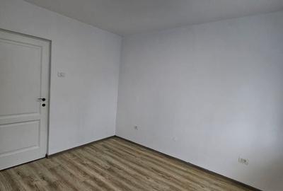 Apartament cu 3 camere decomandat în Tăbăcărie