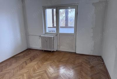 Apartament cu 3 camere decomandat în Seleuș - 4
