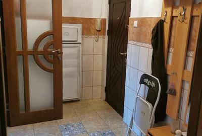 Apartament cu 2 camere semidecomandat în Cornișa - 1