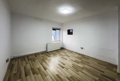 Birou, de 14 mp, în Ultracentral - 3
