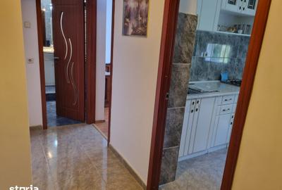 Apartament cu 2 camere decomandat în Astra