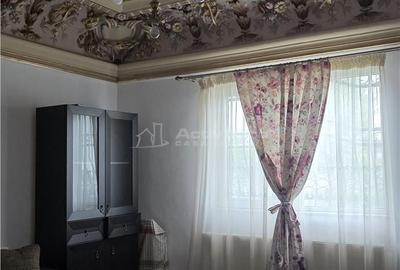 Casă cu 10 camere cu Teren 1002 Mp în Bariera Vâlcii