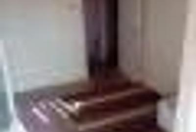 Apartament cu 3 camere decomandat în Șagului