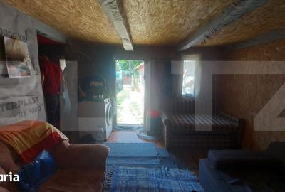 Casă cu 2 camere cu Teren 4000 Mp în Barcani - 11