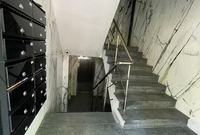 Apartament cu 4 camere semidecomandat, mobilat în Primăverii