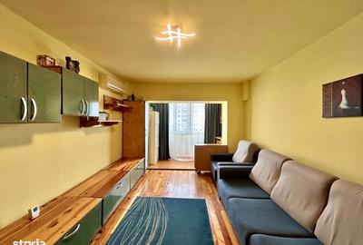 Apartament cu 2 camere decomandat, mobilat în Republicii
