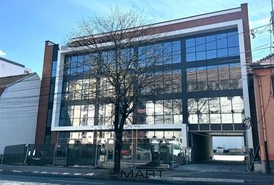 Spațiu comercial, de 1,500 mp, în Central