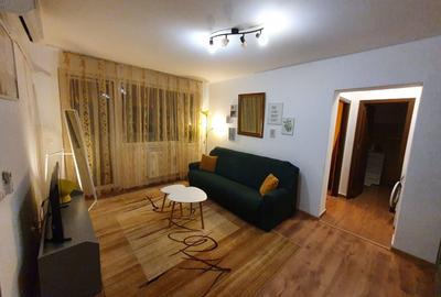 Apartament cu 3 camere semidecomandat, mobilat în Tomis II