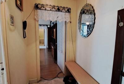 Apartament cu 2 camere în Decebal