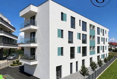 Apartament cu 3 camere decomandat în Palazu Mare