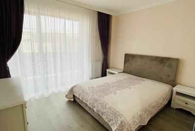 Apartament cu 2 camere decomandat în Livezeni