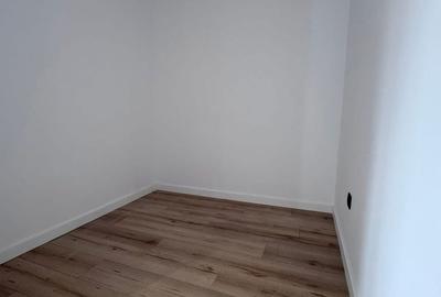 Casă cu 4 camere cu Teren 500 Mp în Central - 3