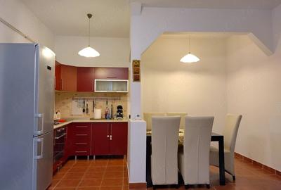 Apartament cu 2 camere nedecomandat în Circumvalațiunii - 1