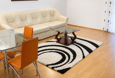 Apartament cu 3 camere în Baicului