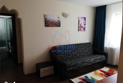 Apartament cu 3 camere semidecomandat, mobilat în Podu Roș - 2