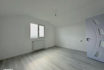Casă cu 4 camere în Central - 3