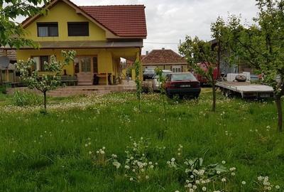 Casă cu 4 camere cu Teren 340 Mp în Central - 9