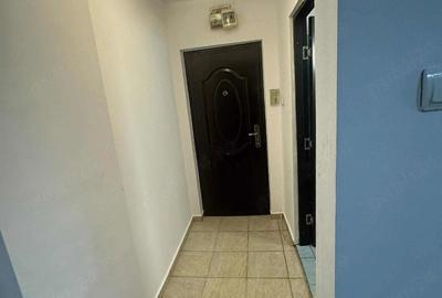 Apartament cu 2 camere semidecomandat în Dacia