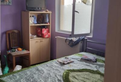 Casă cu 3 camere cu Teren 425 Mp în Păușești - 1