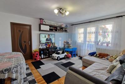 Apartament cu 3 camere semidecomandat, mobilat în Central - 2
