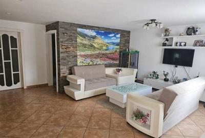 Casă cu 4 camere în Voitinel - 2