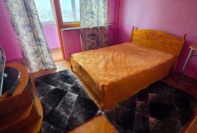 Apartament cu 2 camere semidecomandat în Calea București